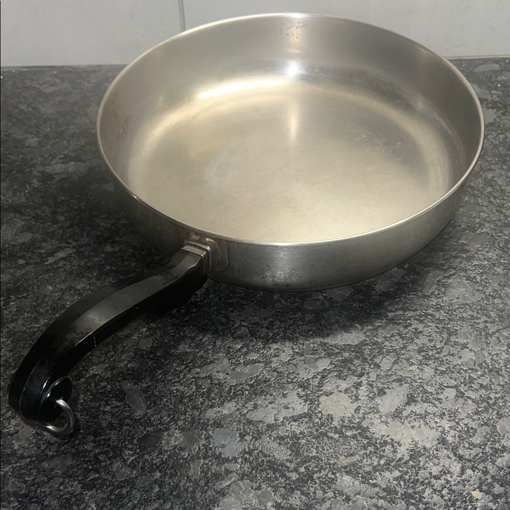Vintage 10” Farberware Stainless Steel Frying Pan with Black Handle..